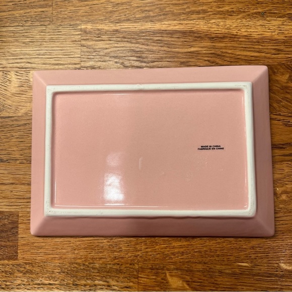 Bundle of TWO Decorative plates NWT from Nordstrom in tulip pattern - Picture 5 of 6